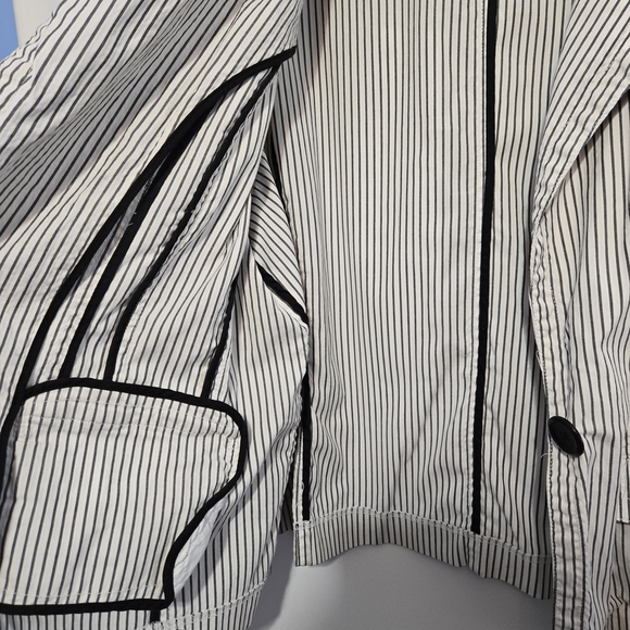 Talbots Women's Vintage Black & White Vertical Stripe Cotton Blazer Size 24W - Picture 5 of 8
